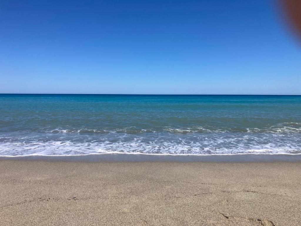 L'Isola Dei Vacanzieri Sant'Andrea Apostolo dello Ionio Exteriör bild